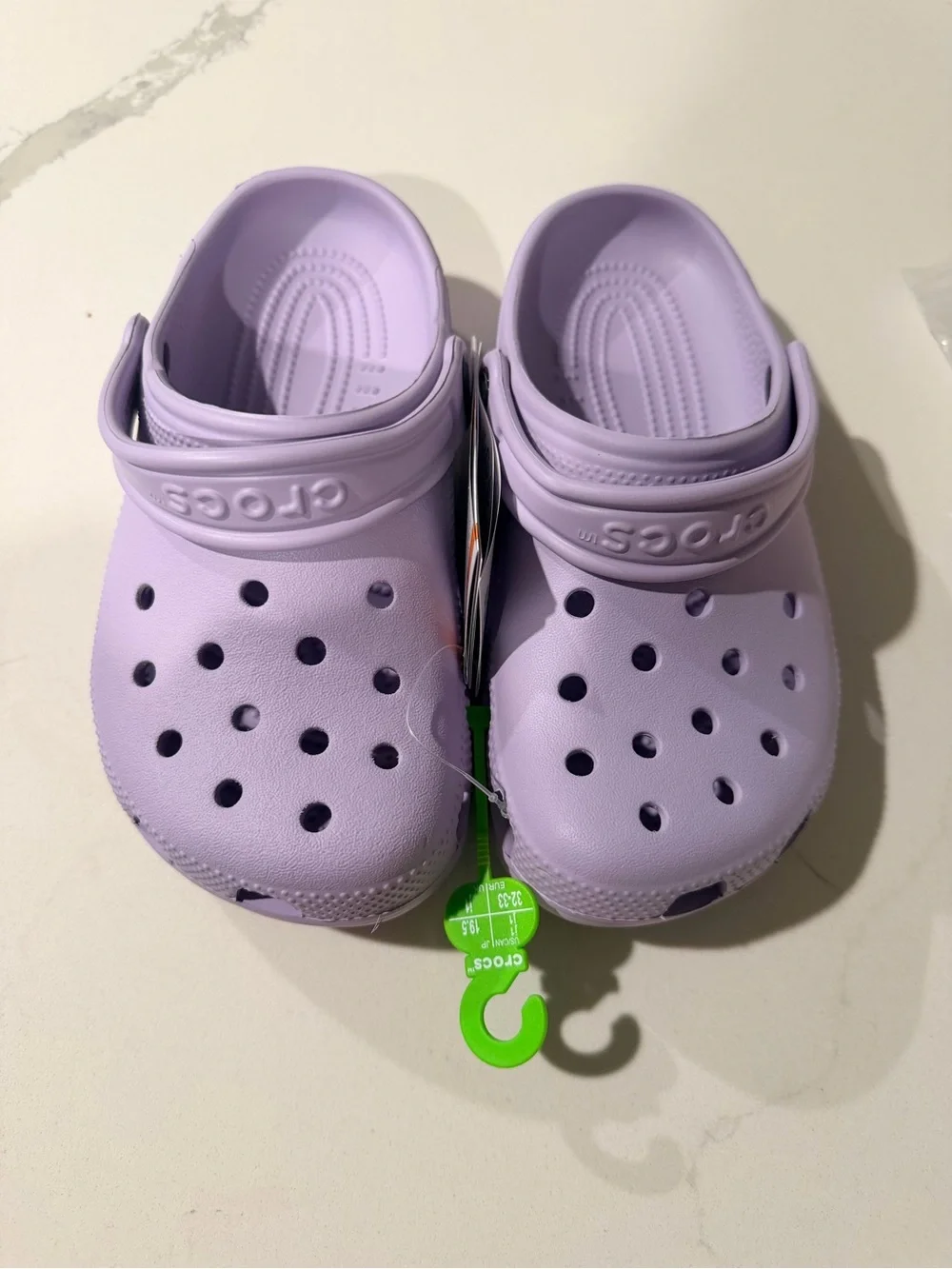 CROCS iconic lightweight